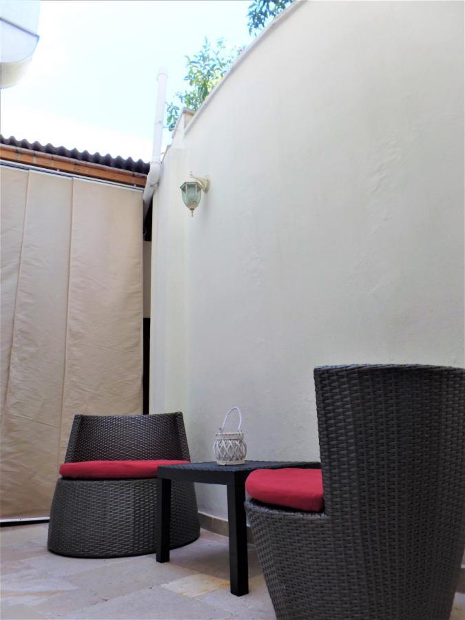 Regina Viarum Apartment, Historic City Centre 브린디시 외부 사진