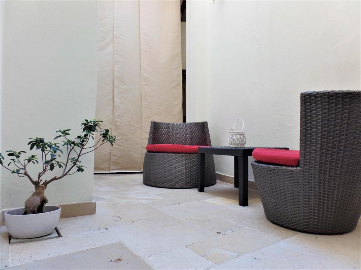 Regina Viarum Apartment, Historic City Centre 브린디시 외부 사진