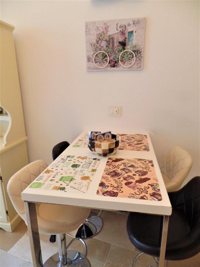 Regina Viarum Apartment, Historic City Centre 브린디시 외부 사진