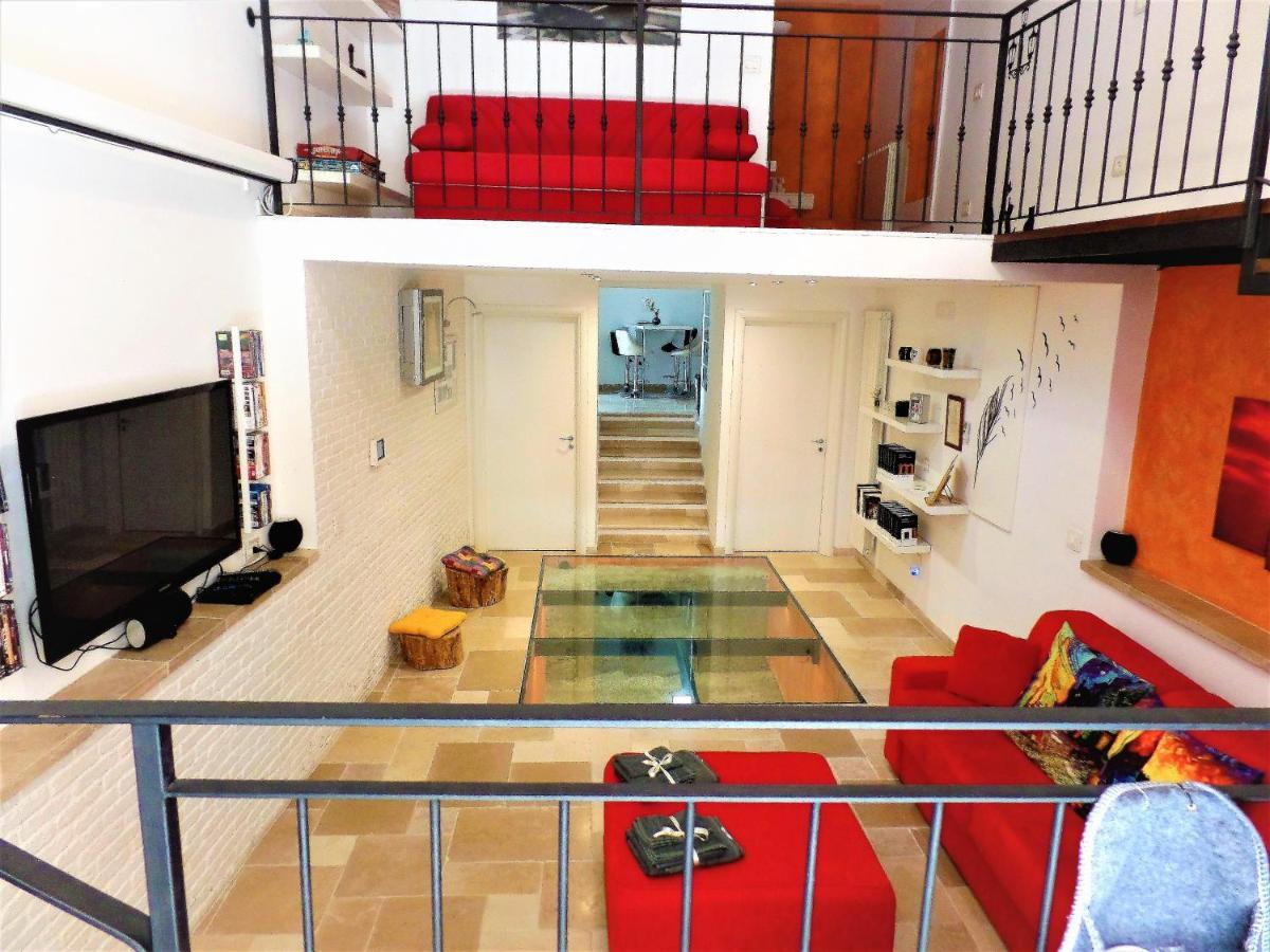 Regina Viarum Apartment, Historic City Centre 브린디시 외부 사진