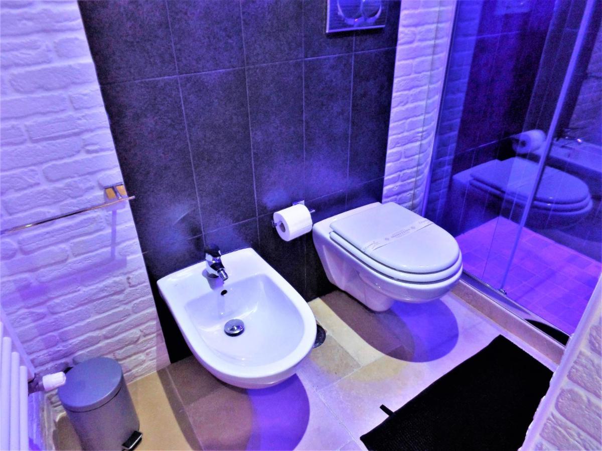 Regina Viarum Apartment, Historic City Centre 브린디시 외부 사진
